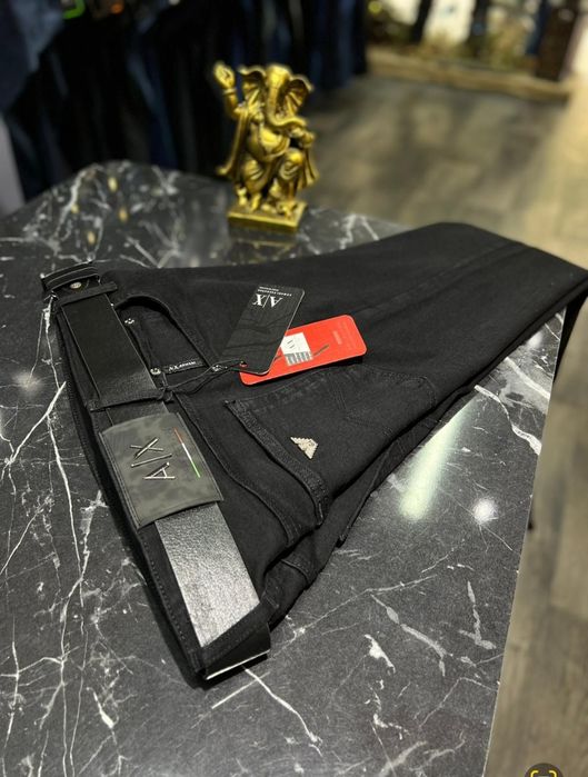 Мъжки Дънки известни марки