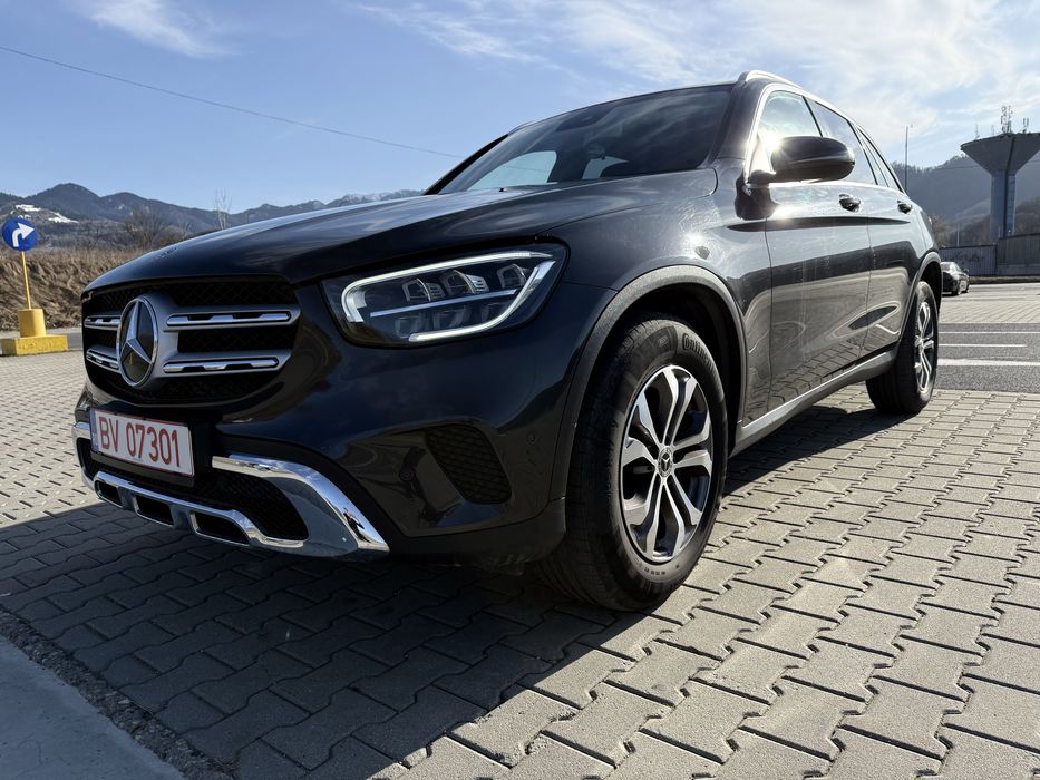 Vand Mercedes-Benz GLC (220d),2.0 litri diesel,194 cp,an 2020