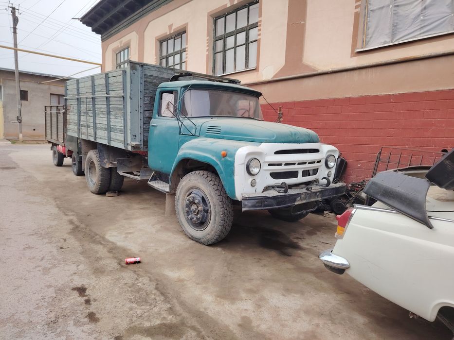 Зил 130 сотилади