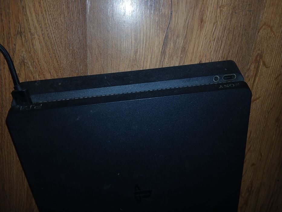 Ps 4slim cu jocuri