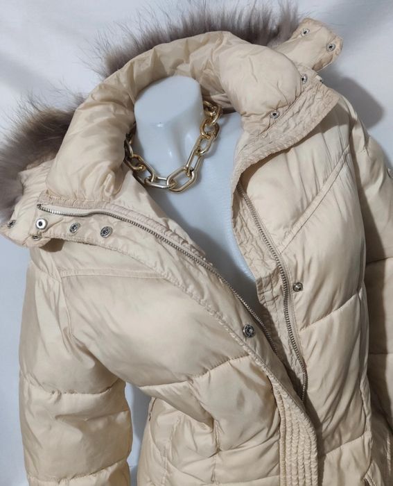 Geacă de iarnă cu glugă