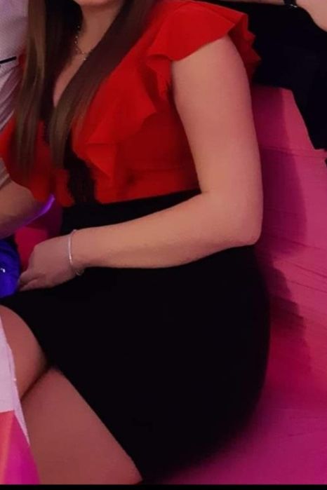 Rochie scurtă, mulată