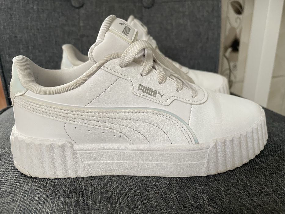 Pantofi sport Puma fete nr 33 , cm 20