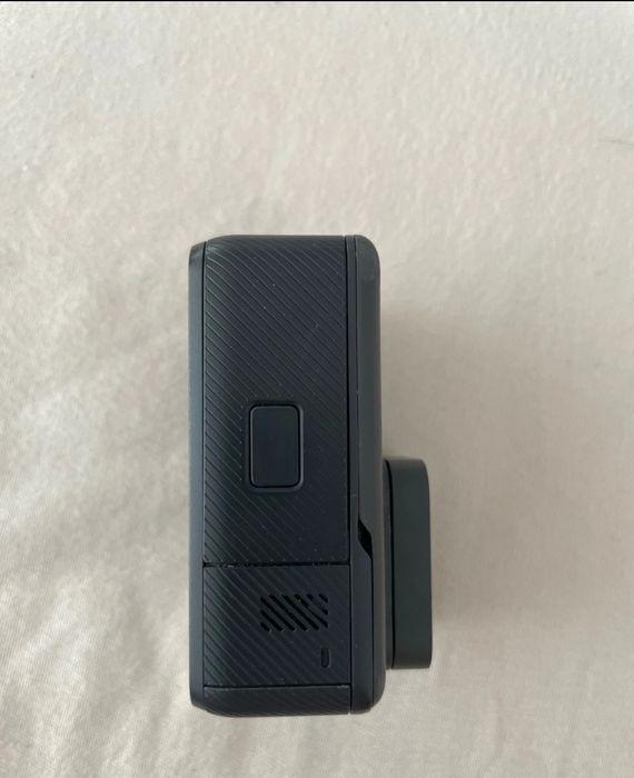 Vând GoPro hero 6 black+baterii+accesorii