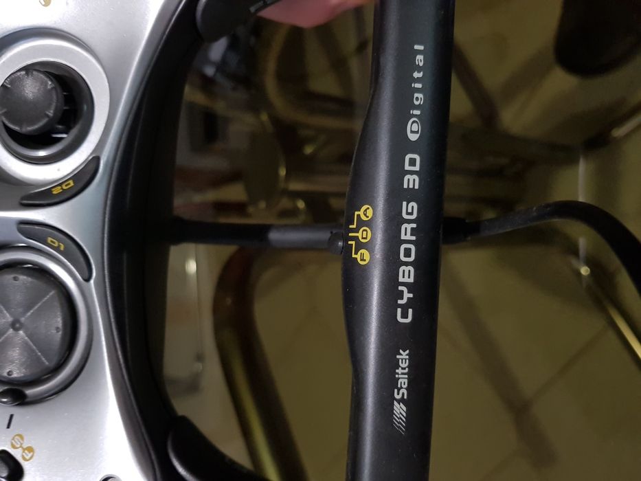 Джойстик контролер / Геймпад за компютър Saitek Cyborg 3D Digital Pad