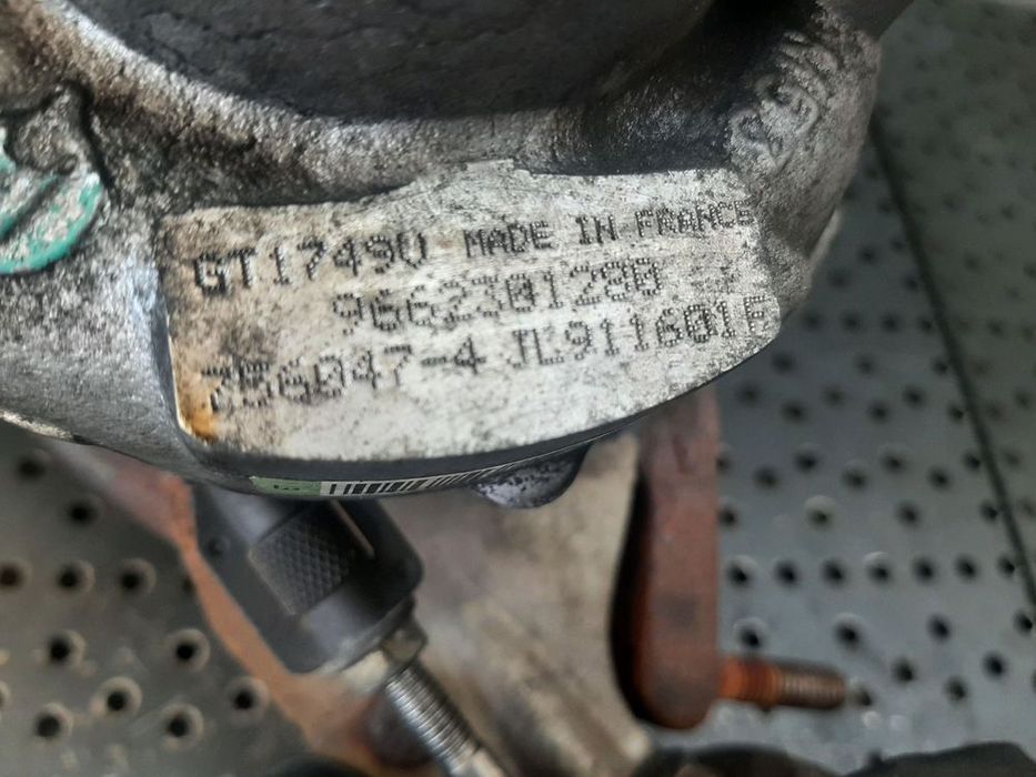 turbina 2.0 hdi citroen c4 c5 peugeot  307 308 407 508 607  9662301280