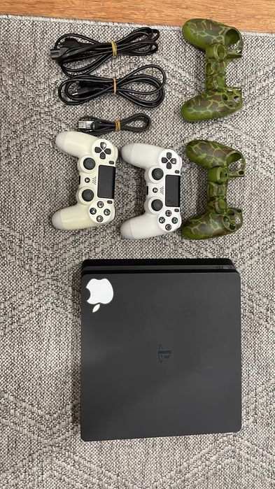 Playstation 4 825гб