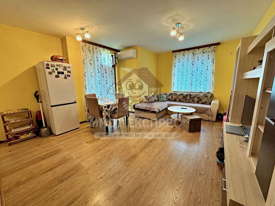Продава се Двустаен апартамент в Асеновград - 70 кв.м за 780 €/кв.м - Снимка #9