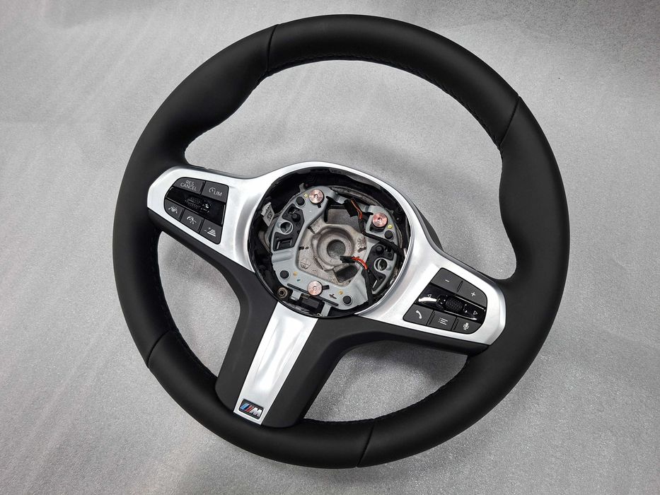 Нов Оригинален M волан за BMW G20 G22 G30 G05 G06 G01 G02 G26 G07 G