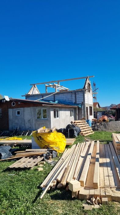 Acoperisuri complete montatori profi reparații urgente