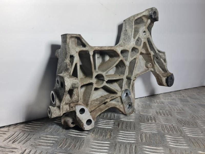 Tampon motor Opel Vivaro B 1.6 cdti