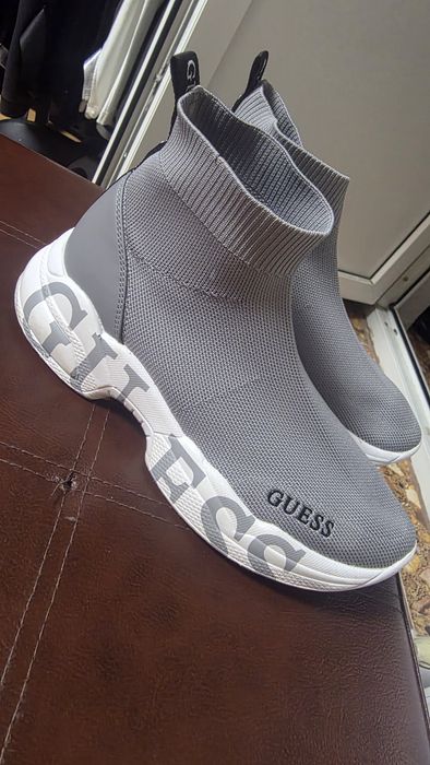 Tenisi / Sneakers Guess Belluno Sock  Adidas soseta