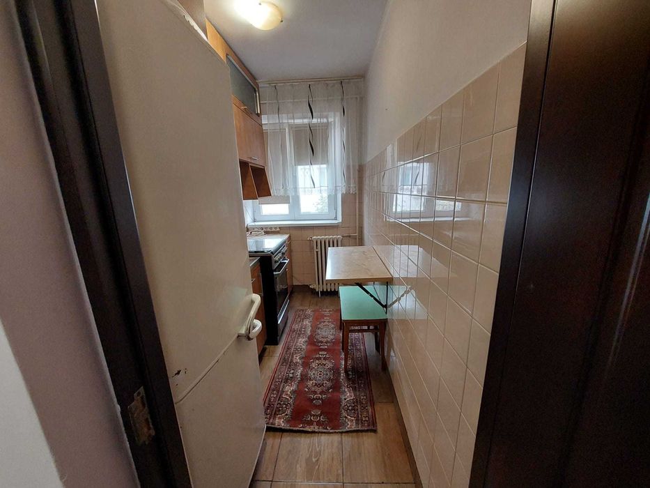 Inchiriez apartament 3 camere casa de cultura