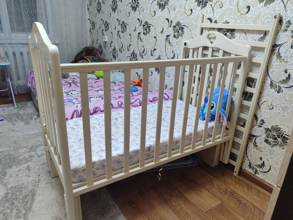 Кроватка детская