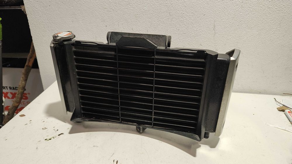 Aproape orice piesa Yamaha FZ6S Fz6N 2004+
