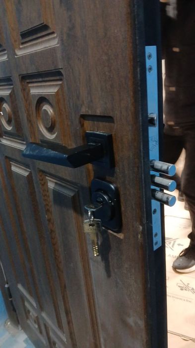 Remont zamok ремонт замков Zamok usta eshik ochish Установка замков