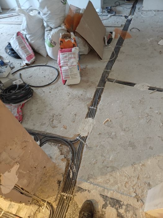 Amenajări Interioare Complete la Prețuri Convenabile!