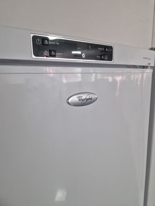 Фризер Whirlpool A++ No Frost