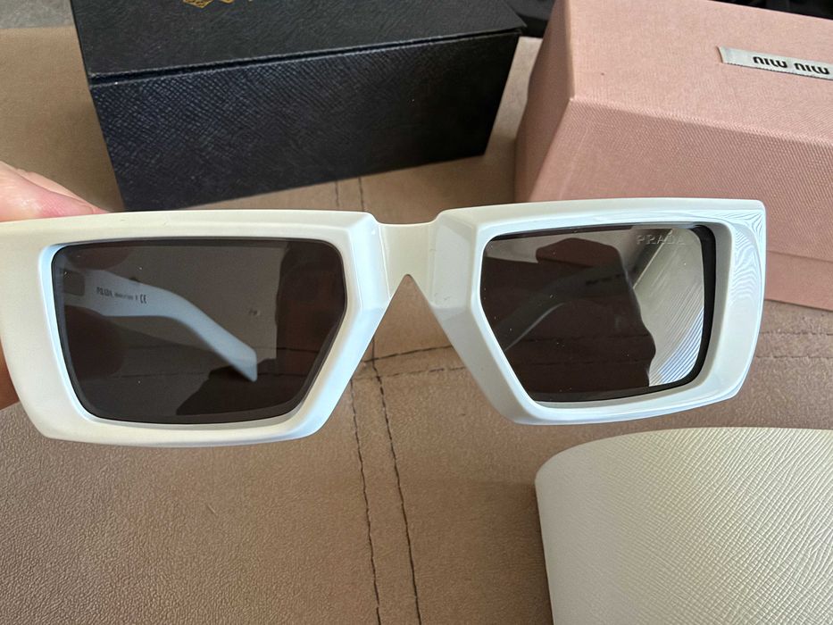 Prada SPR24Y слънчеви очила