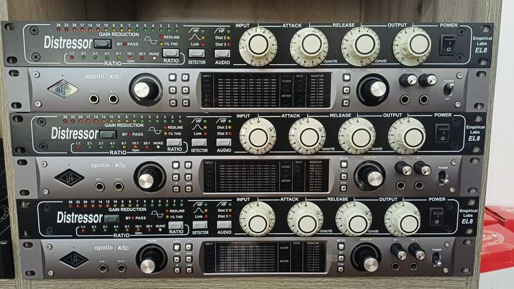 UA APOLLO X8P HERITAGE EDITION + Empirical Labs EL8 Distresso