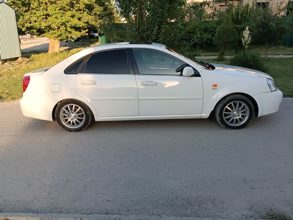 Lacetti 1.6 aftamat 2013