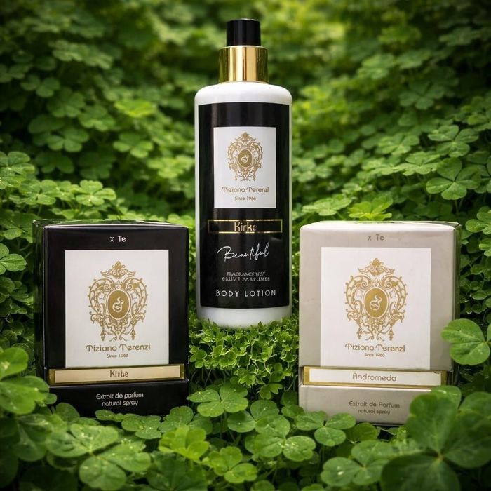 Set parfum și loțiune de corp