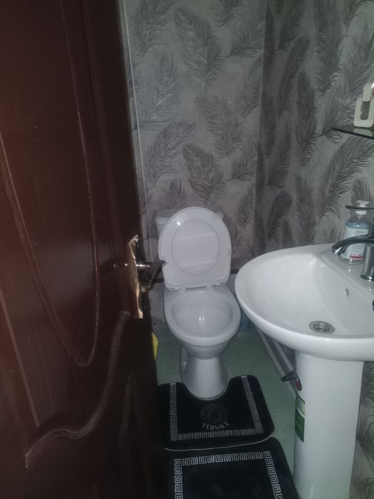 4 хонали Уй сотилади. 9 каватли дома.