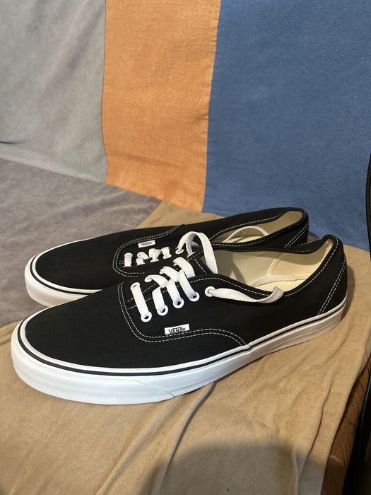 Vans Authenthic Black/True White