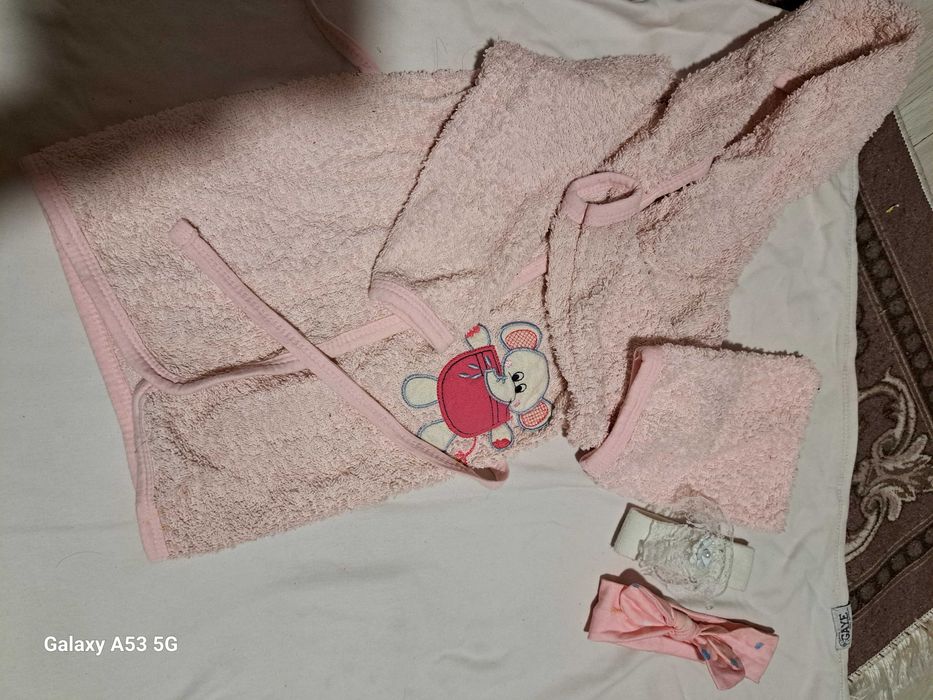 Лот дрехи за 3-6м + подарък халат.