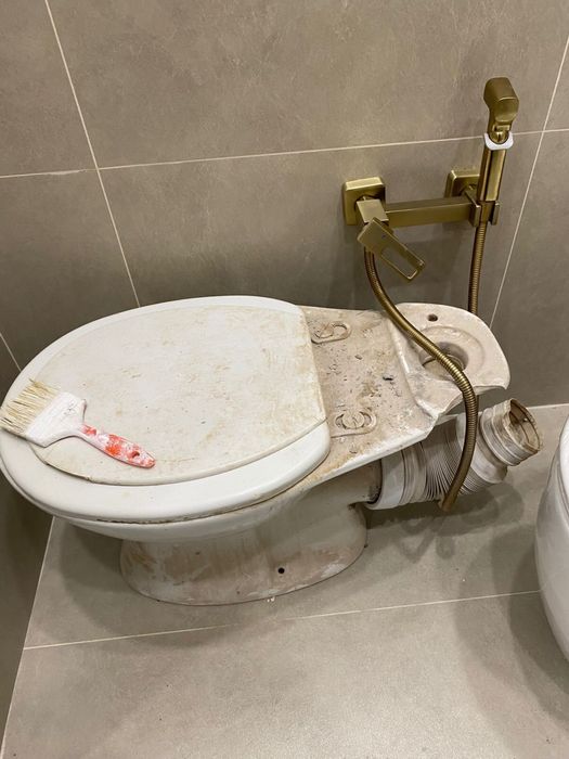 Продается унитаз