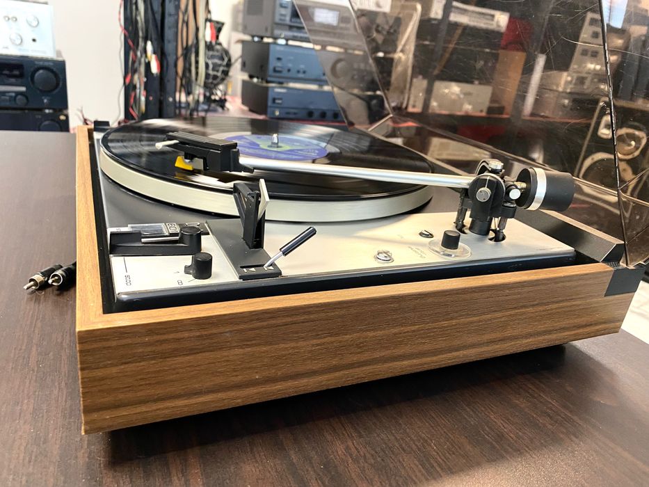 Топ модел грамофон Dual