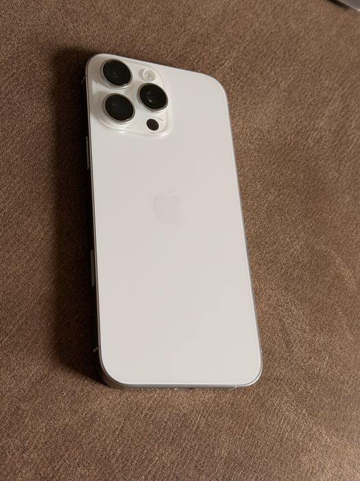 Iphone 15 pro max natural Icloud