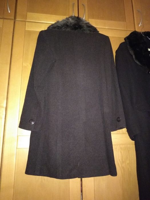 Дамско вълнено палто размер 44