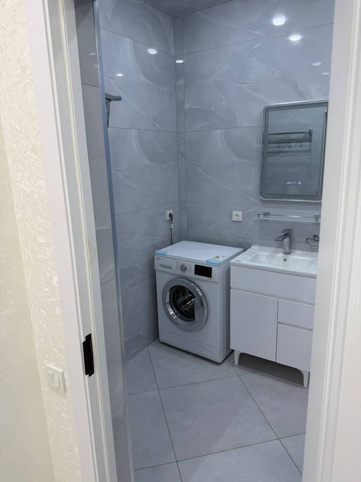 Дуржба Народов 3/6/9 Метро Миллий бог