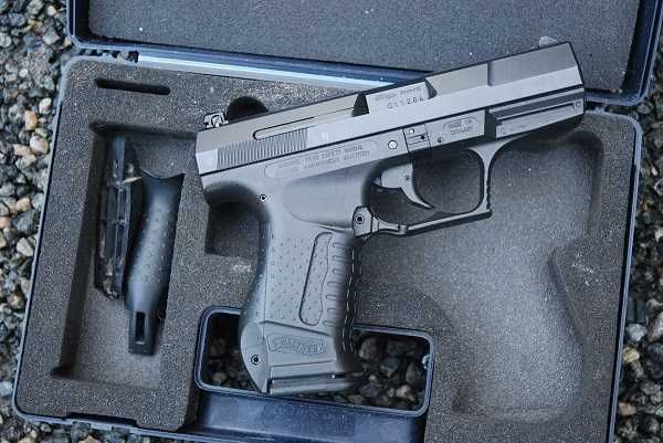 Pistol Airsoft FOARTE PUTERNIC Walther P99 4,6J blow-back