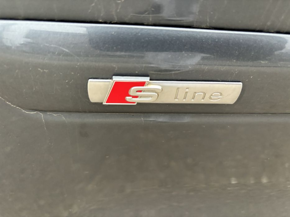 1750€Vand audi a4 s line automat in stare perfecta acte valabile