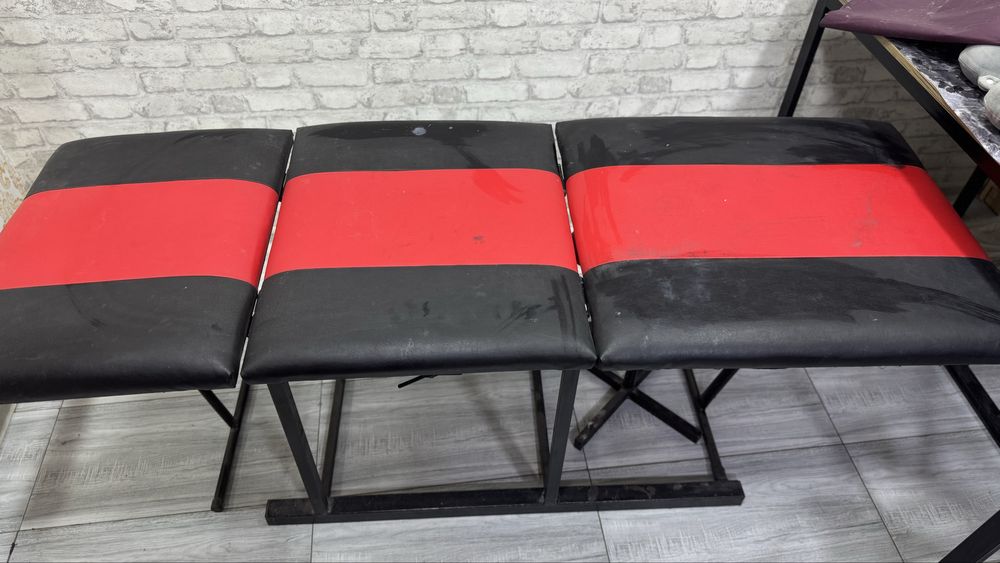 Перикмахерская кресло