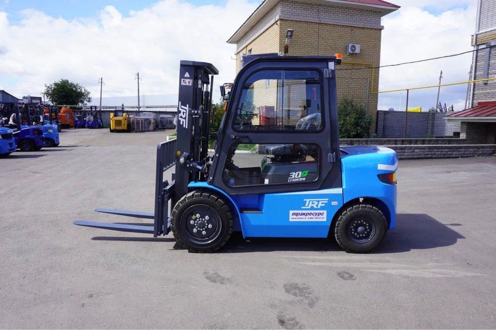 Вилочный погрузчик 3 тонн