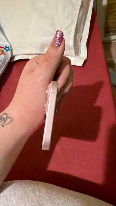 iPhone 15 128GB Pink - 82% Батерия