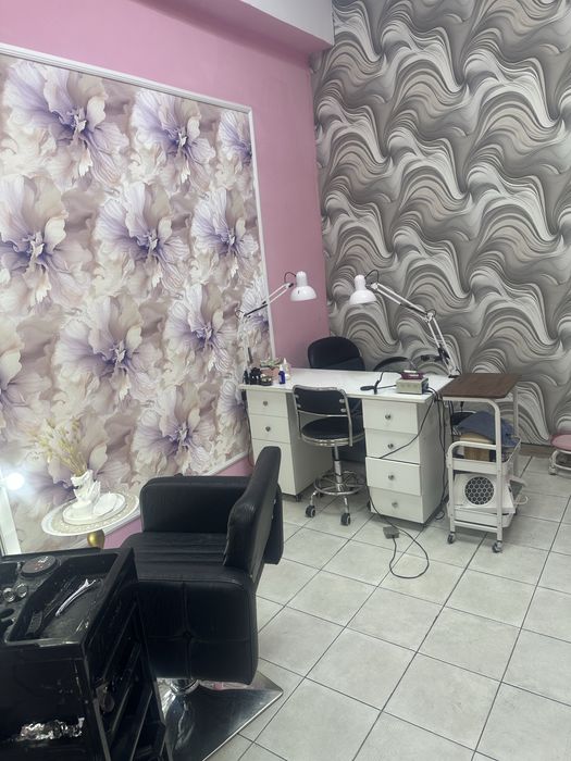 Место под маникюр