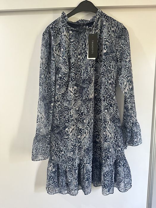 Rochie noua cu eticheta