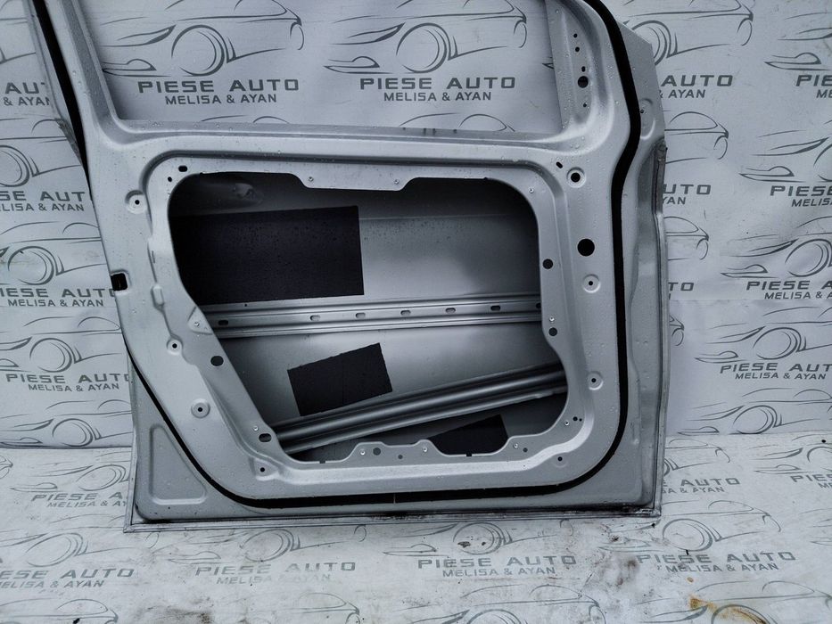 Usa stanga fata Mercedes B-Class W246 an 2011-2012-2013-2014-2015-2016