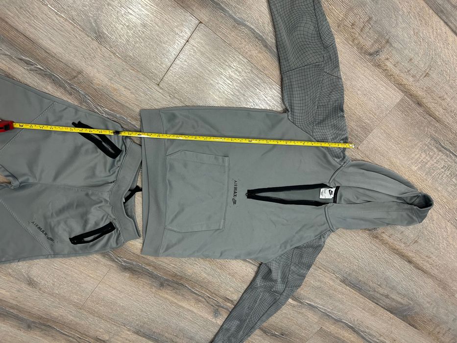 Анцунг на Nike Air Max