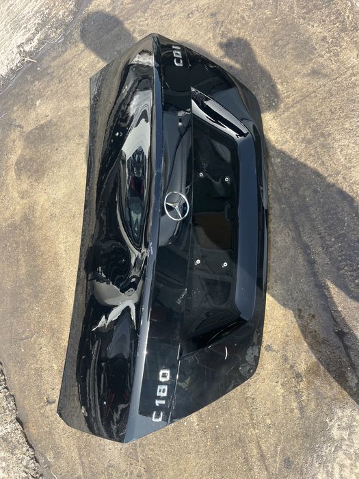 Капак,багажник C Class седан