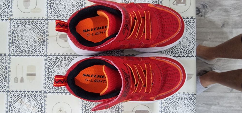 Adidași Skechers băiețel