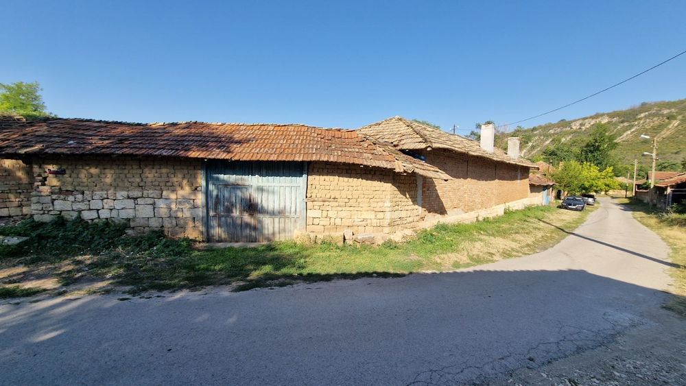 Къща в с. Костанденец