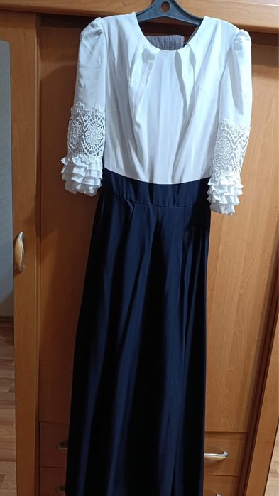 Платье в пол