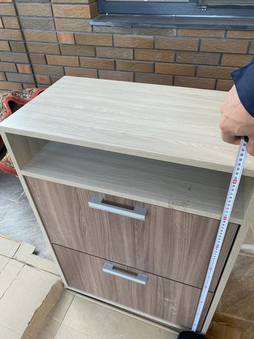 Продам обувницу новую