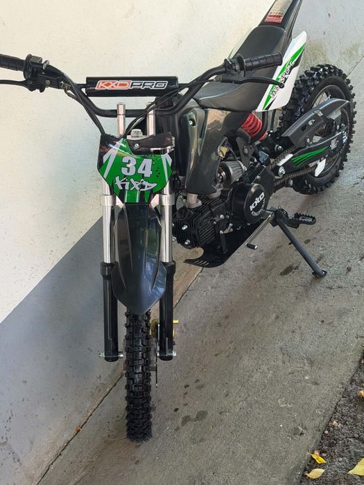 Dau spre vânzare cross 125cc,mai multe detalii sunați la nr afișat din anunț!