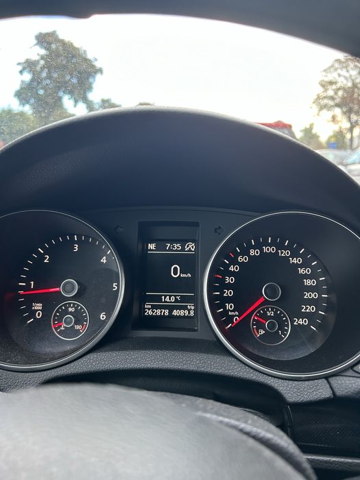 VOLKSWAGEN Golf 2011 — imagine 3